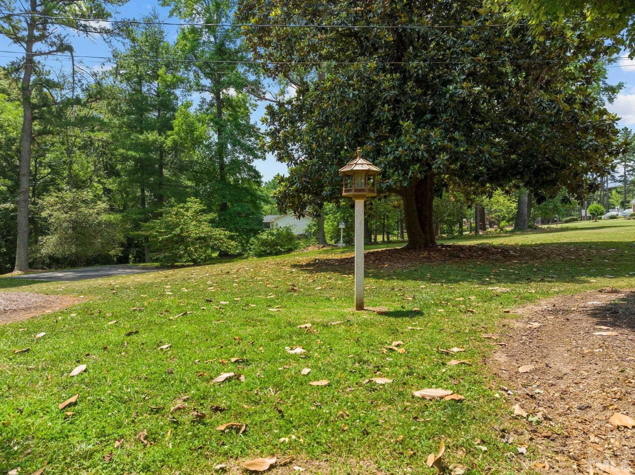 Wimbledon Dr, Roxboro, NC 27573