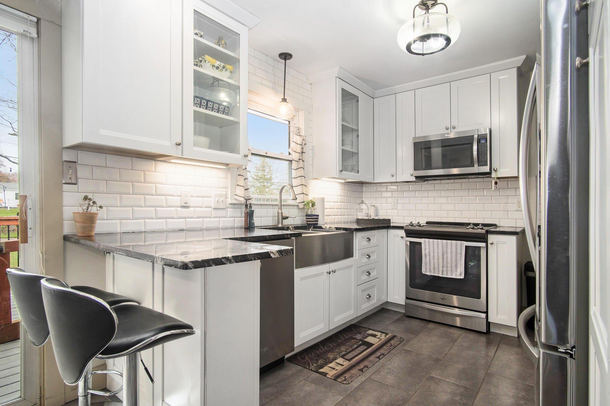 Sheldon Rd, Grand Haven, MI 49417