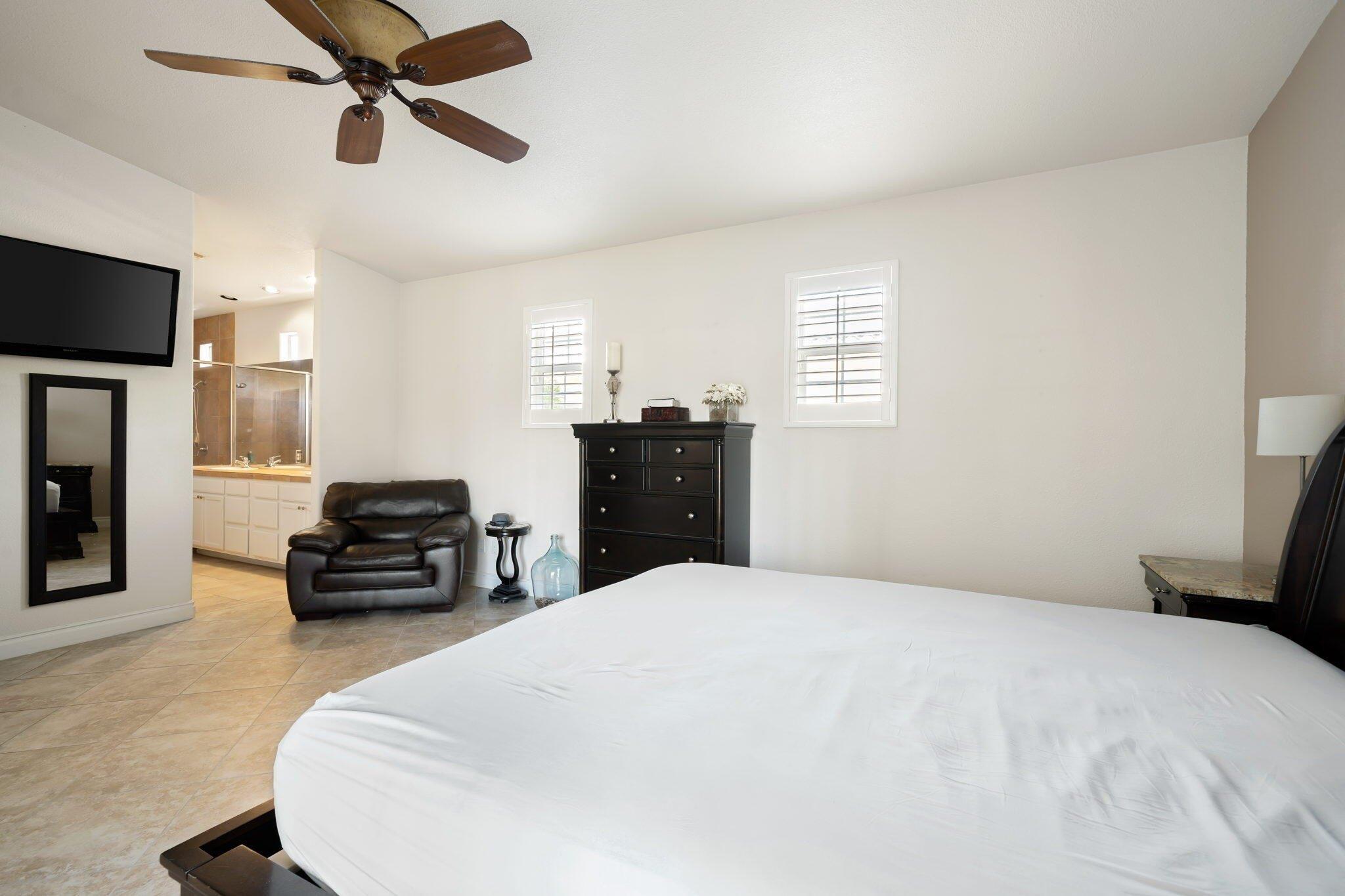 Bella Vista Rd, Cathedral City, CA 92234
