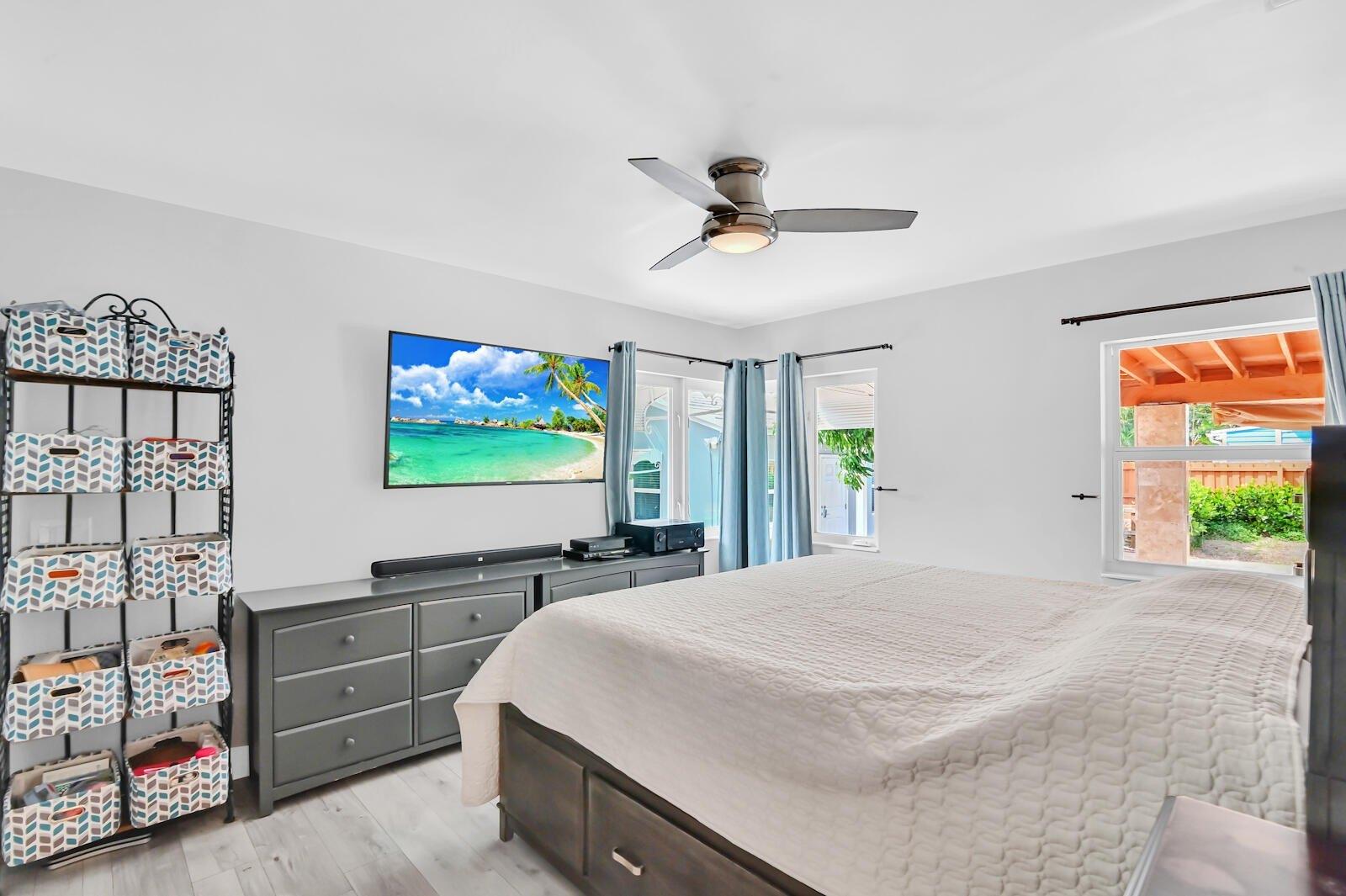 36th St, West Palm Beach, FL 33407