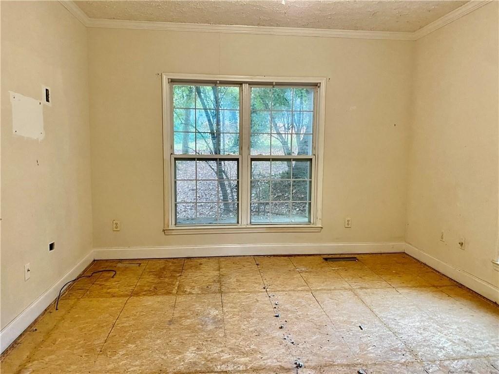 Cascade Rd, East Point, GA 30344