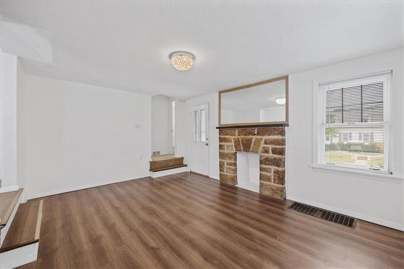 Gordon St, Mckeesport, PA 15132