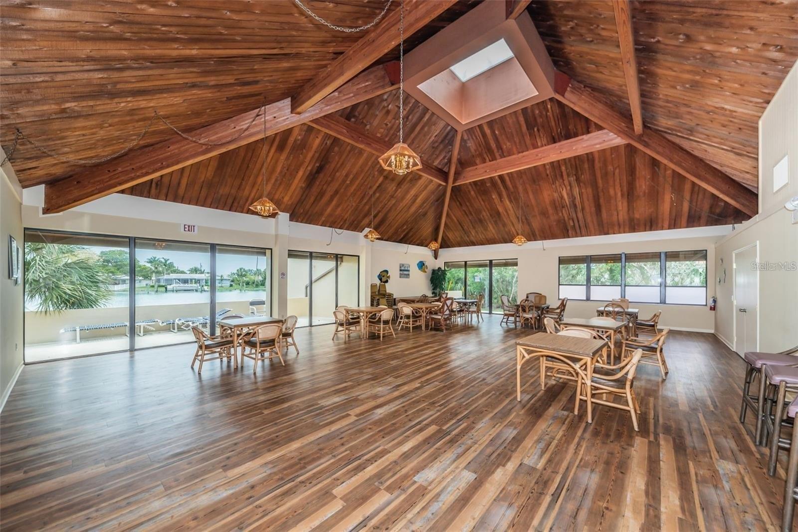Island Way, Clearwater Beach, FL 33767