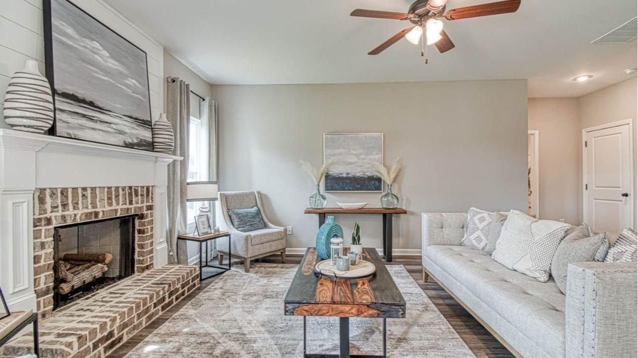 Eleanora Xing, Loganville, GA 30052