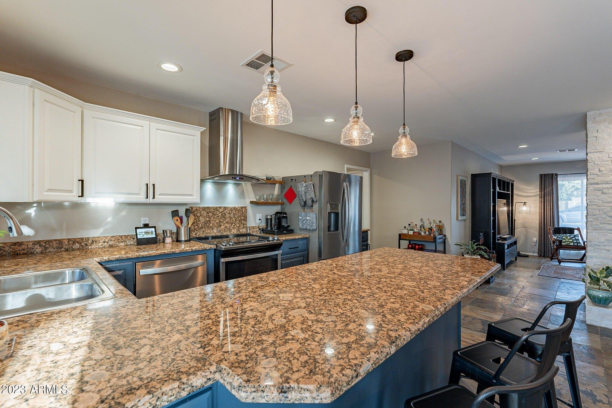 E Yucca St, Phoenix, AZ 85028
