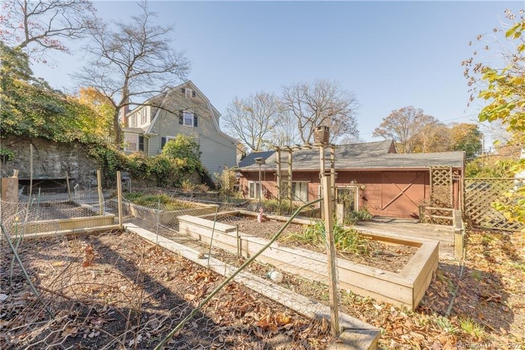 Brooklawn Ave, Norwalk, CT 06854