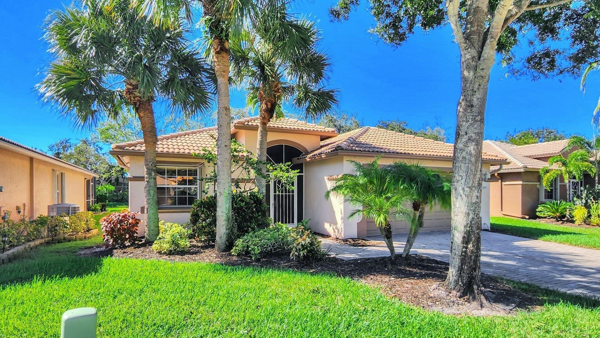 Duomo Cir, Boynton Beach, FL 33472