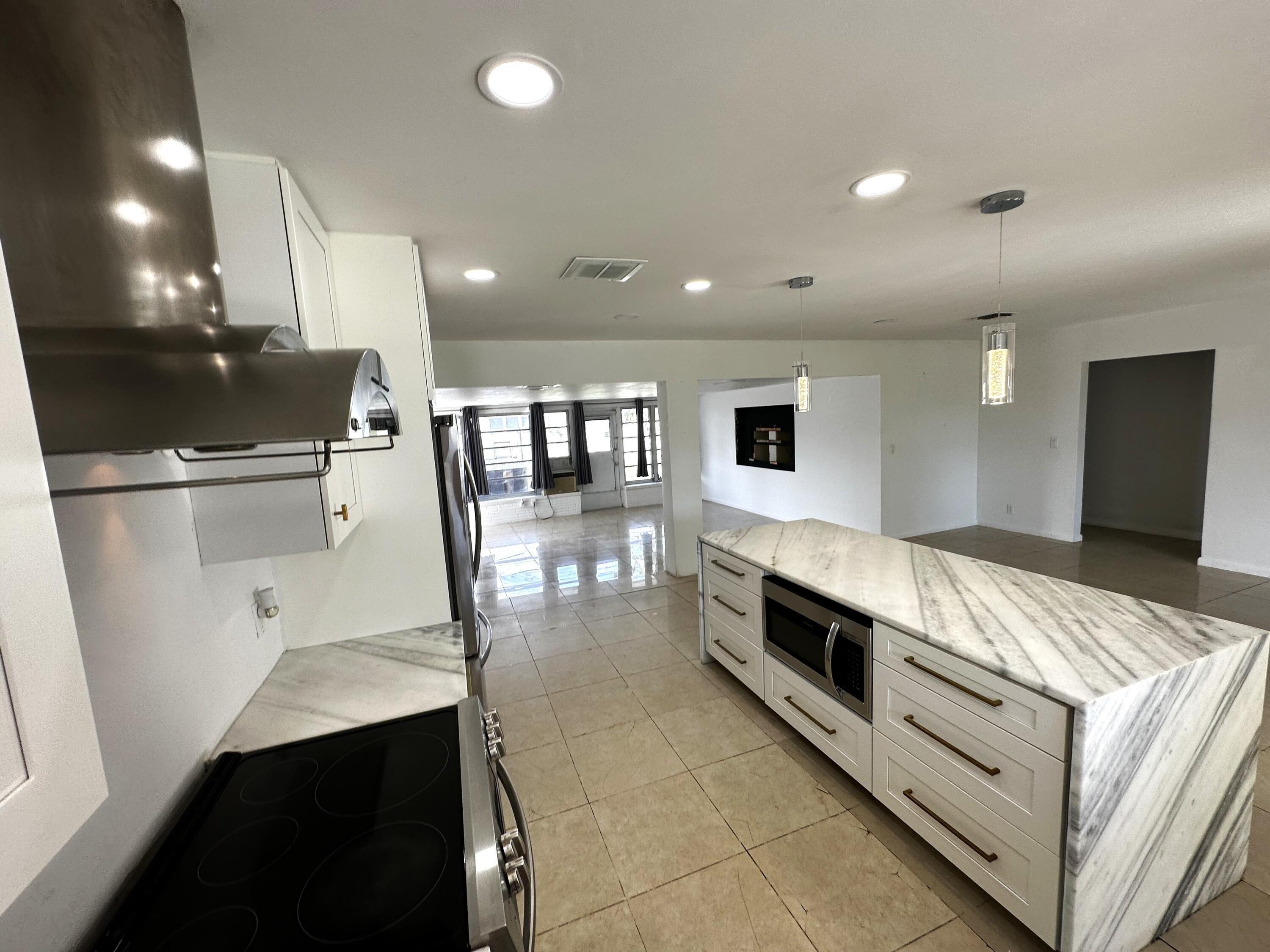 Ne 32nd St, Boca Raton, FL 33431