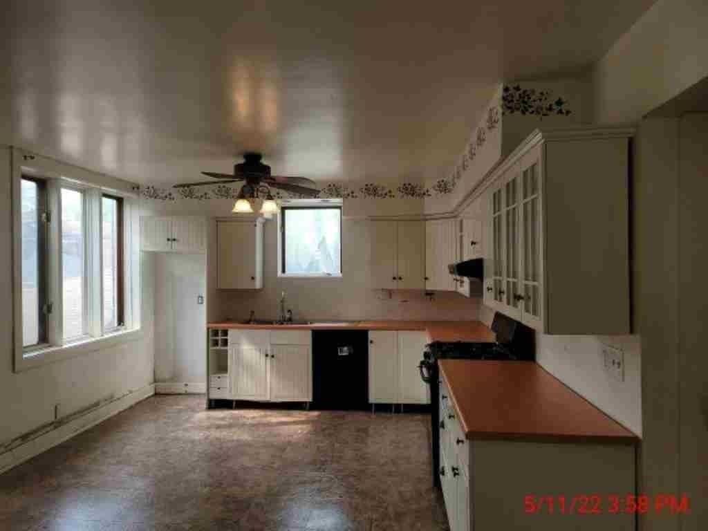 Laporte Ave, Whiting, IN 46394
