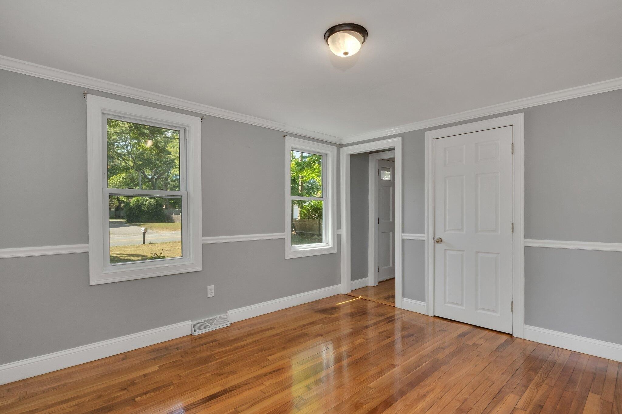 Lincoln Rd, Hyannis, MA 02601