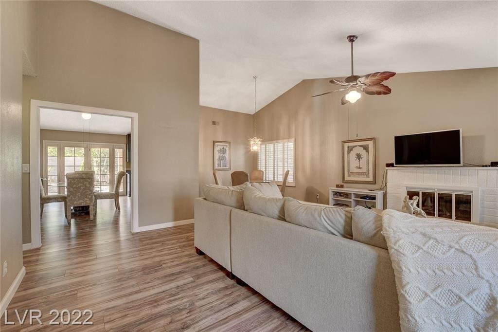 Peachtree Ln, Las Vegas, NV 89103