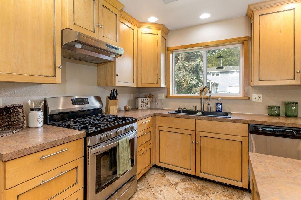 Leber St Ne, Orting, WA 98360
