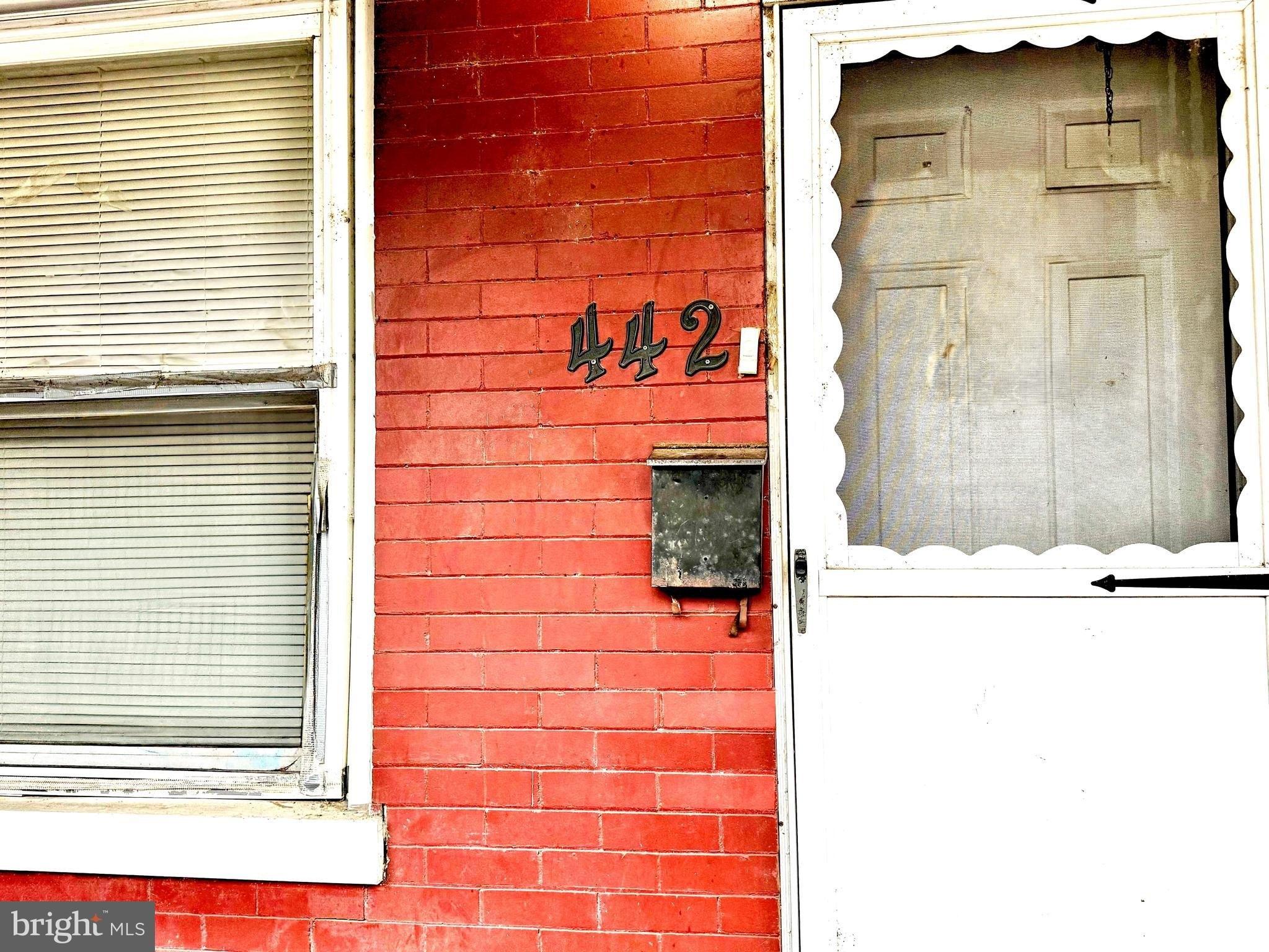 Crescent St, Harrisburg, PA 17104