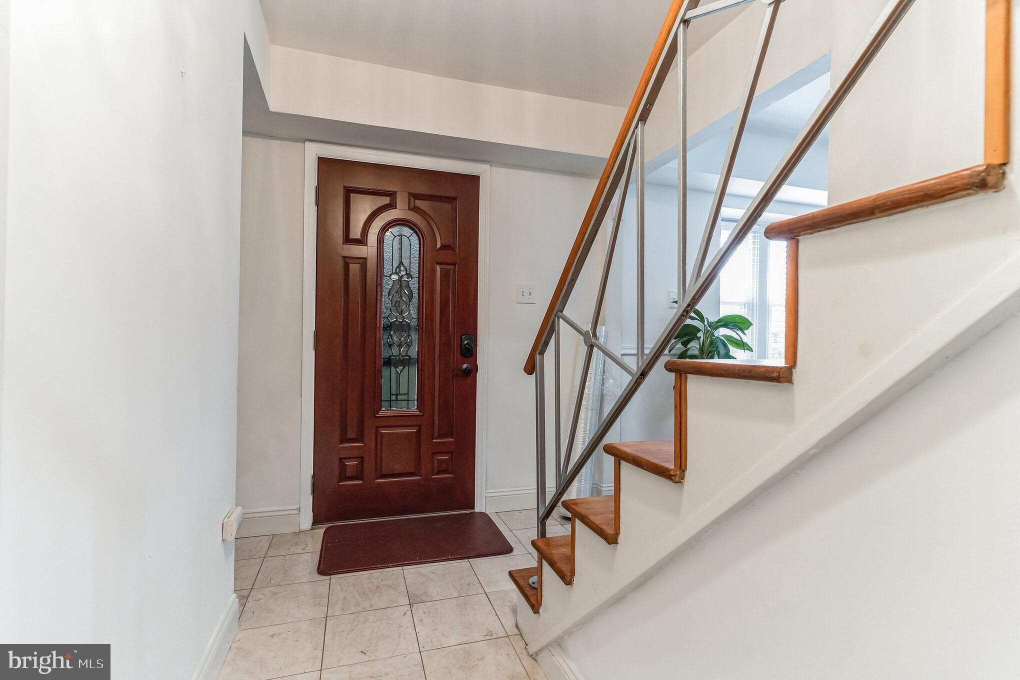Northampton Dr, Willingboro, NJ 08046