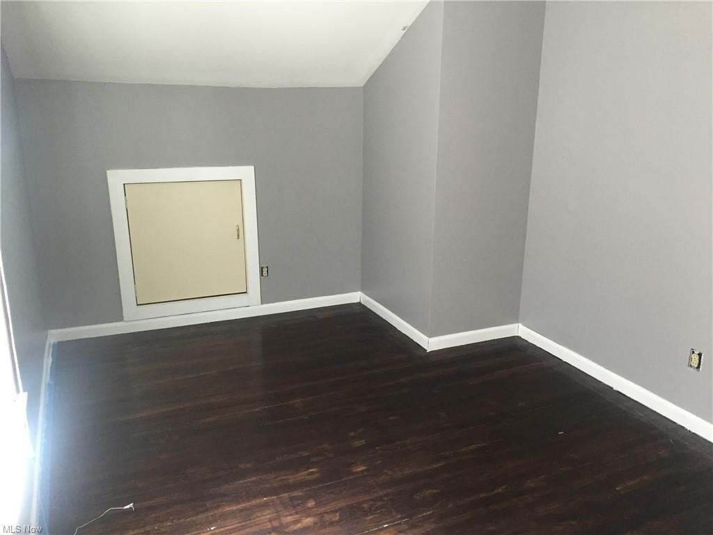 Bunts Rd, Lakewood, OH 44107