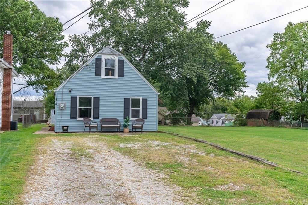Wrexham Ave Sw, Massillon, OH 44646