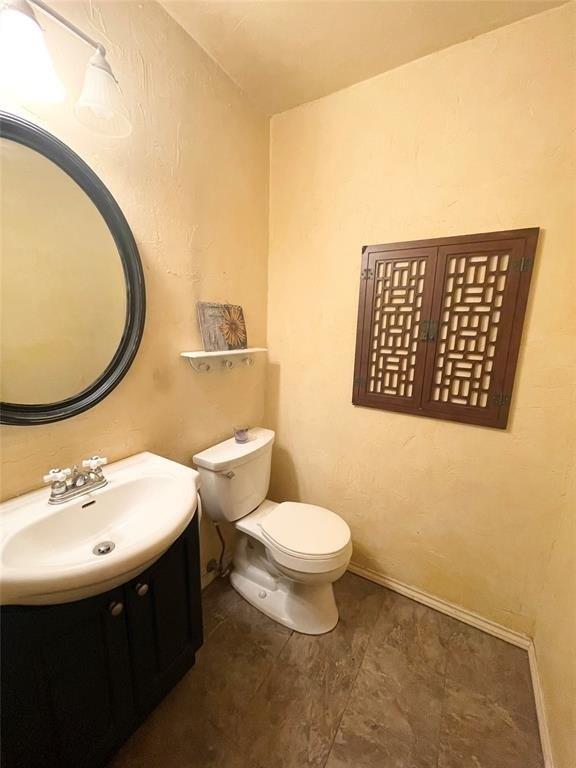 Kircaldy Ct, Arlington, TX 76015