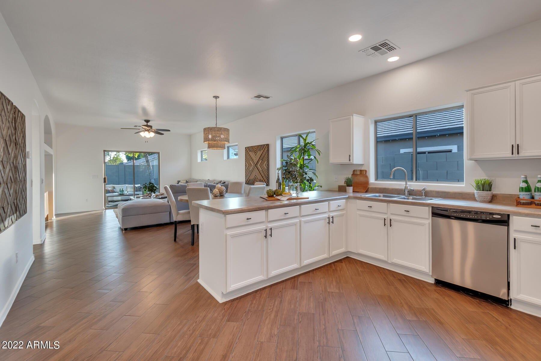 E Elgin St, Gilbert, AZ 85295