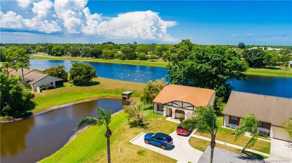 Se Brekenridge Cir, Port Saint Lucie, FL 34952