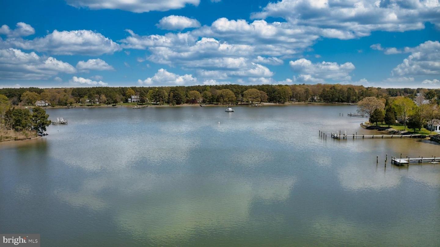 Oakwood Park Rd, Saint Michaels, MD 21663
