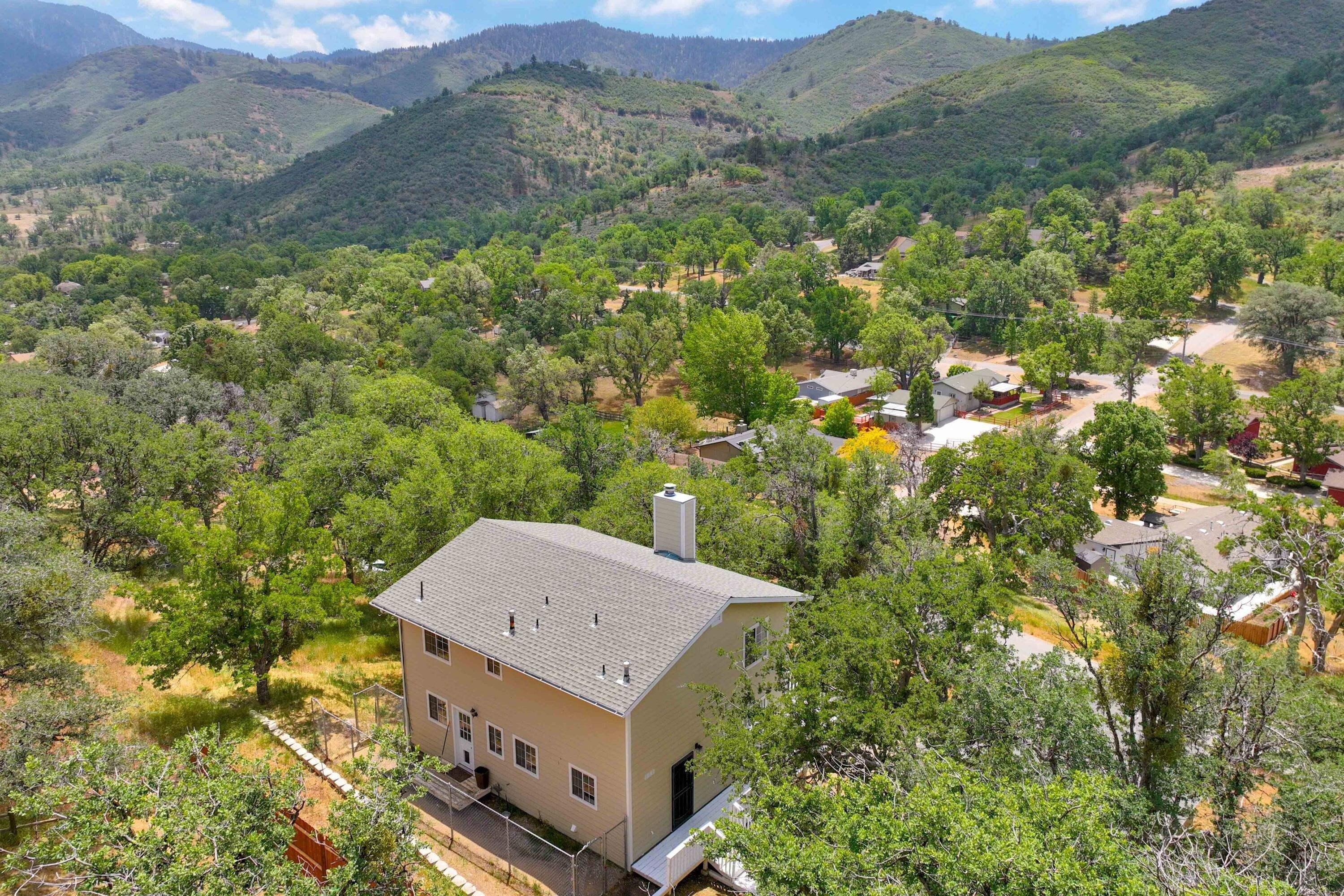 Zurich Dr, Tehachapi, CA 93561