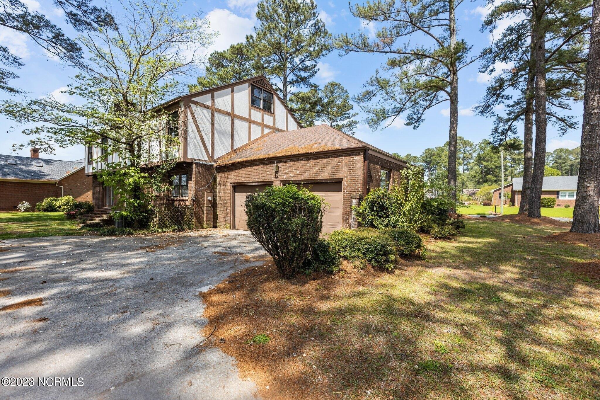 Windsor Rd, Kinston, NC 28504