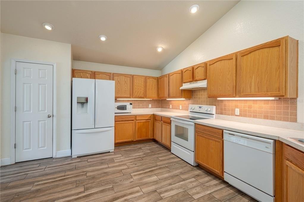 Boots Rd, Lakeland, FL 33810
