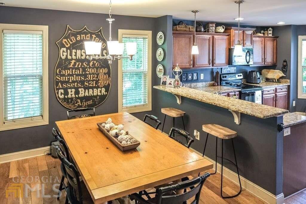 Creekstone Way, Carrollton, GA 30116