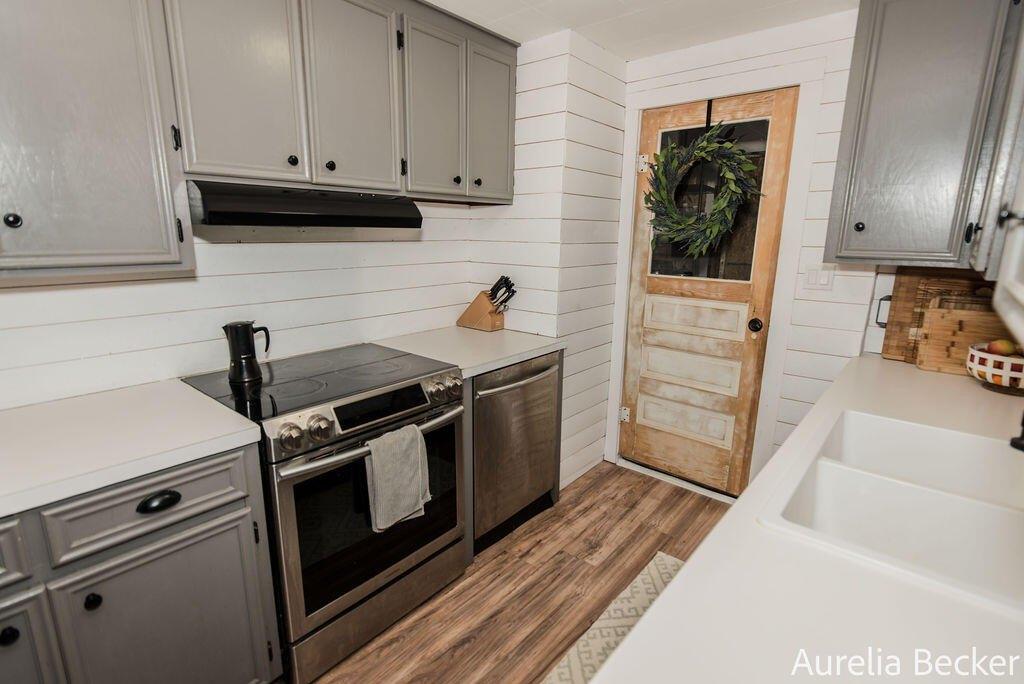 Algoma Ave Ne, Rockford, MI 49341