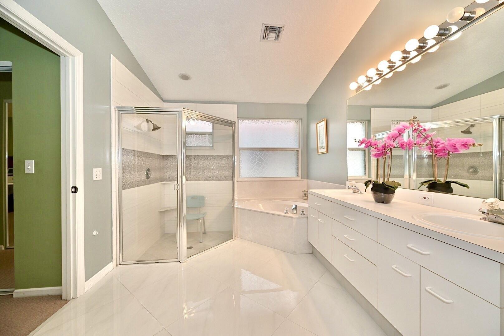 Stonegate Dr, Wellington, FL 33414