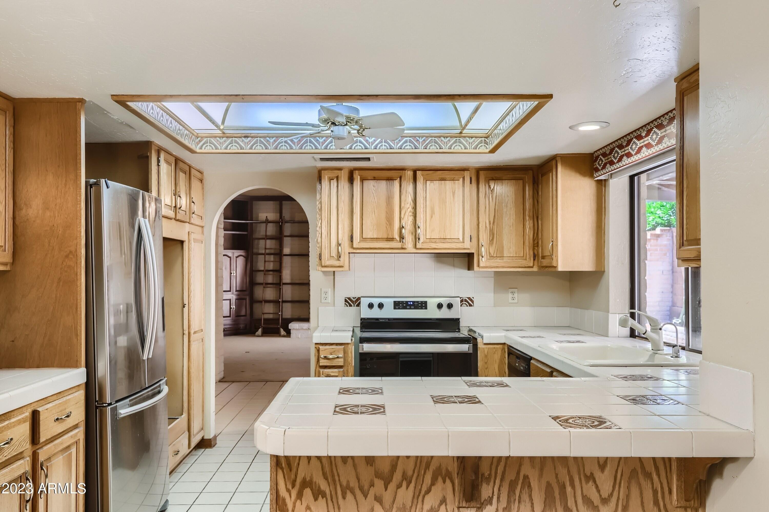 W Royal Palm Rd, Phoenix, AZ 85021