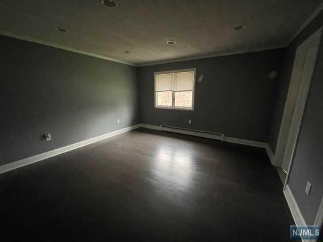Colonial Rd, Wayne, NJ 07470