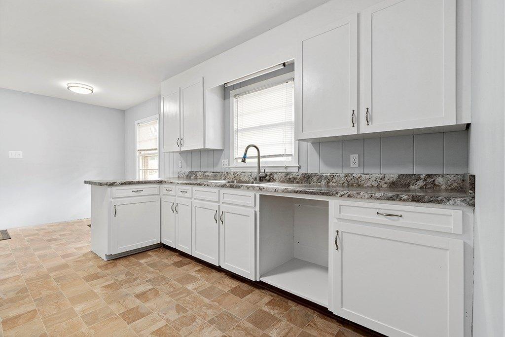 Westgate Dr, Greenwood, SC 29646