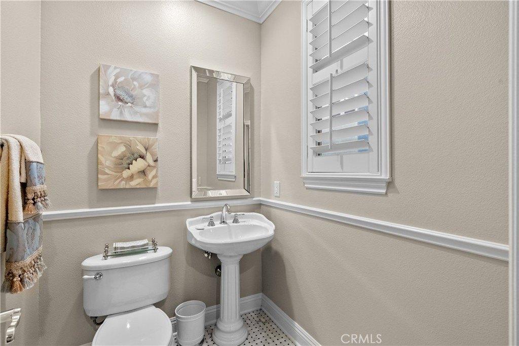 Lakeside Rd, Valencia, CA 91355