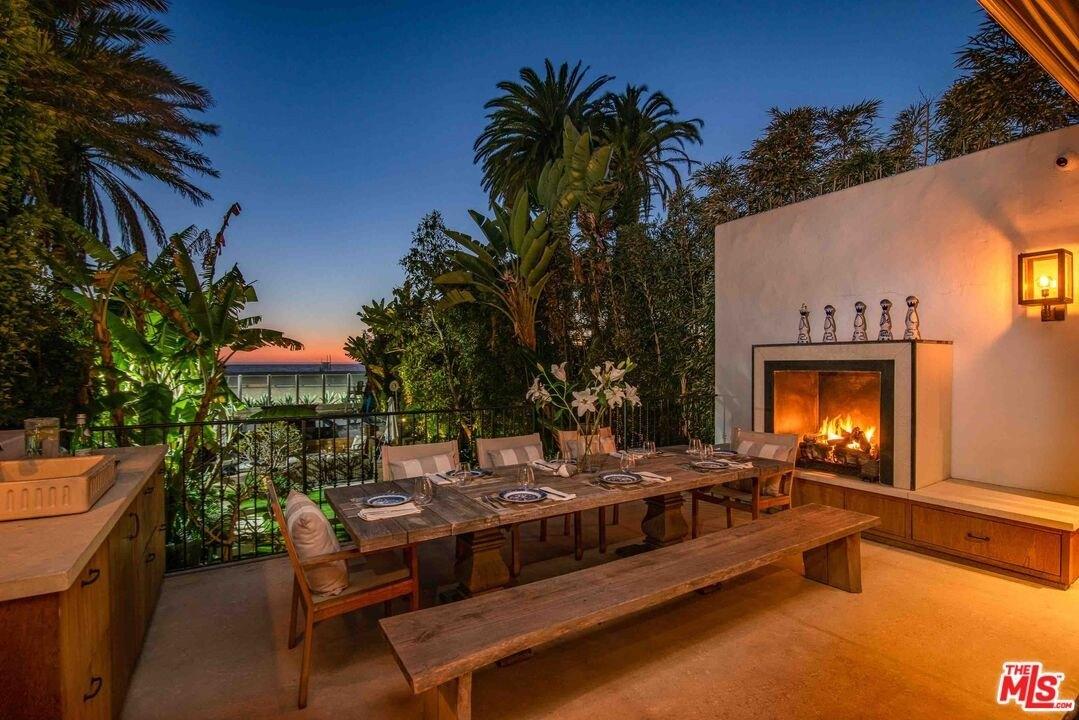 Palisades Beach Rd, Santa Monica, CA 90403