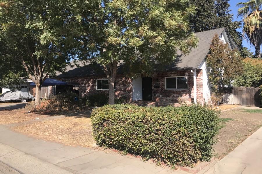 W Tulare Ave, Visalia, CA 93277
