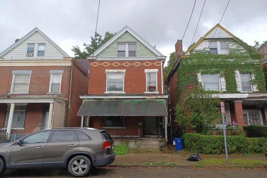 Bennett St, Pittsburgh, PA 15208