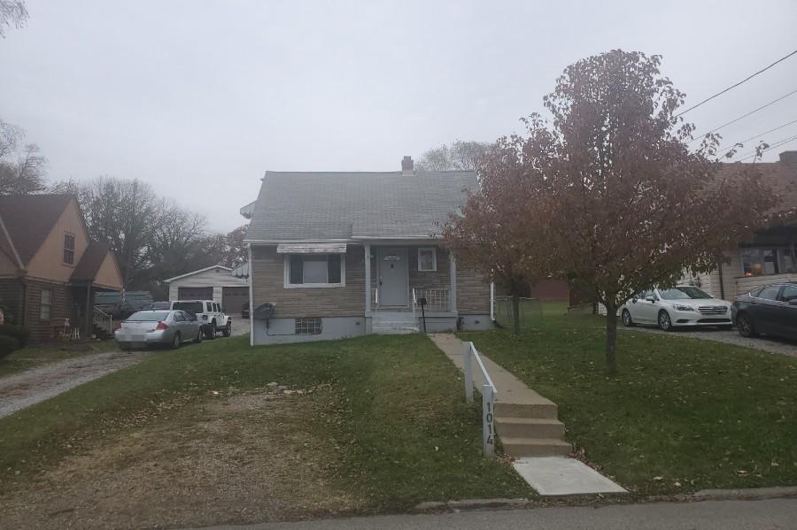Lengel Ave, Natrona Heights, PA 15065