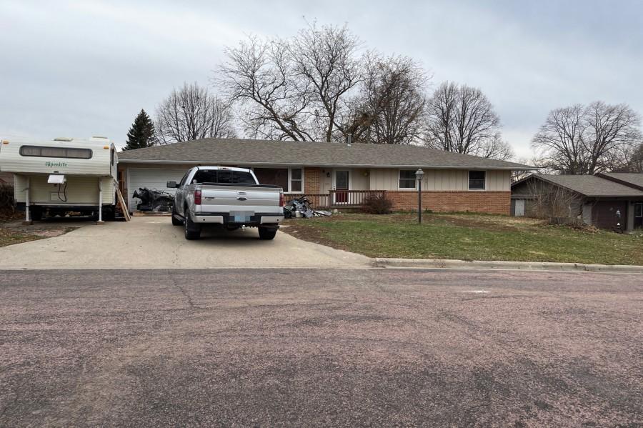 W 12th St, Yankton, SD 57078