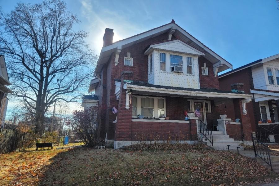 Devonshire Ave, Saint Louis, MO 63109