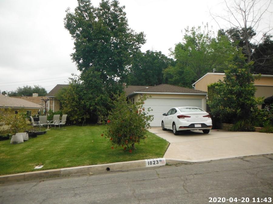 Hillside Dr, Glendale, CA 91208