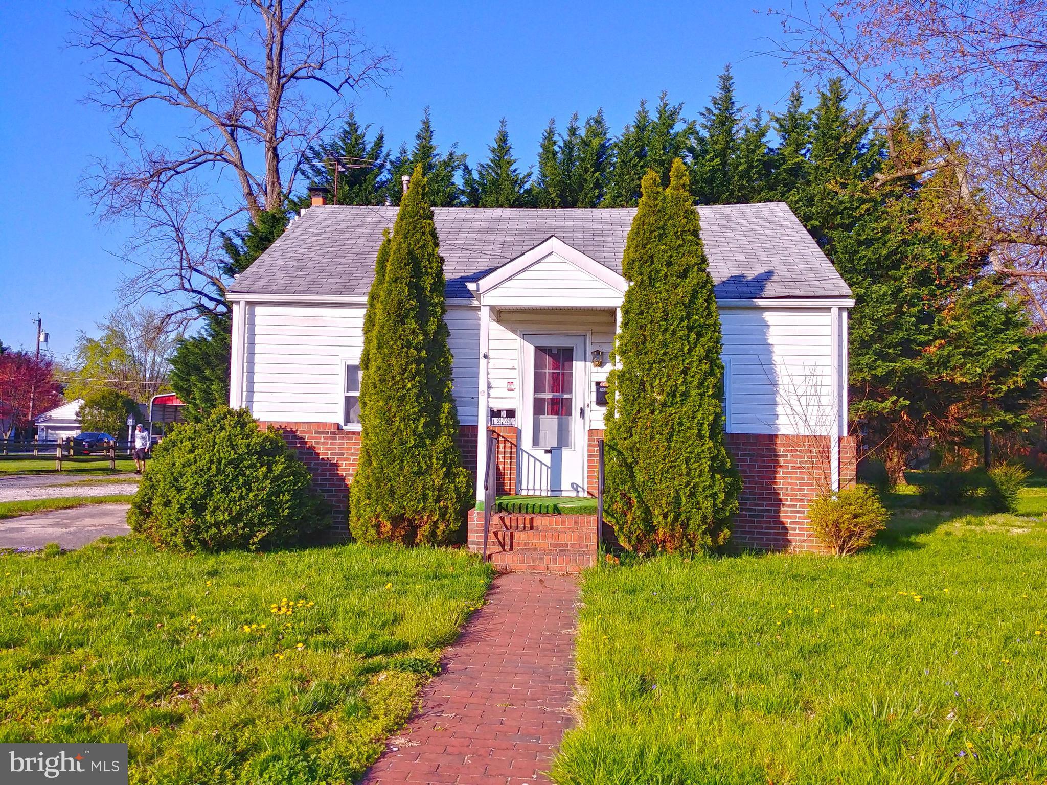 Grovethorn Rd, Middle River, MD 21220