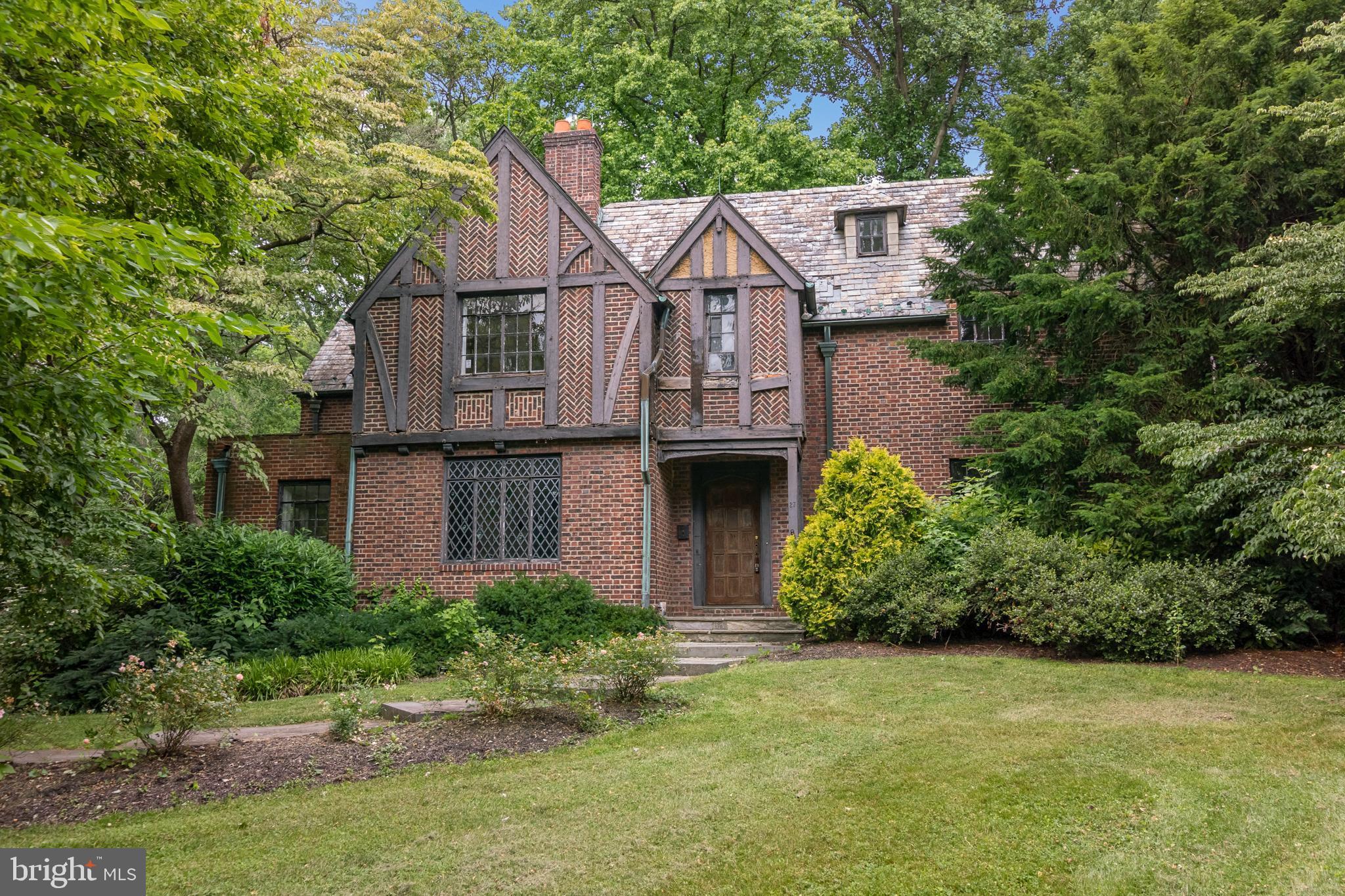 S Hinchman Ave, Haddonfield, NJ 08033