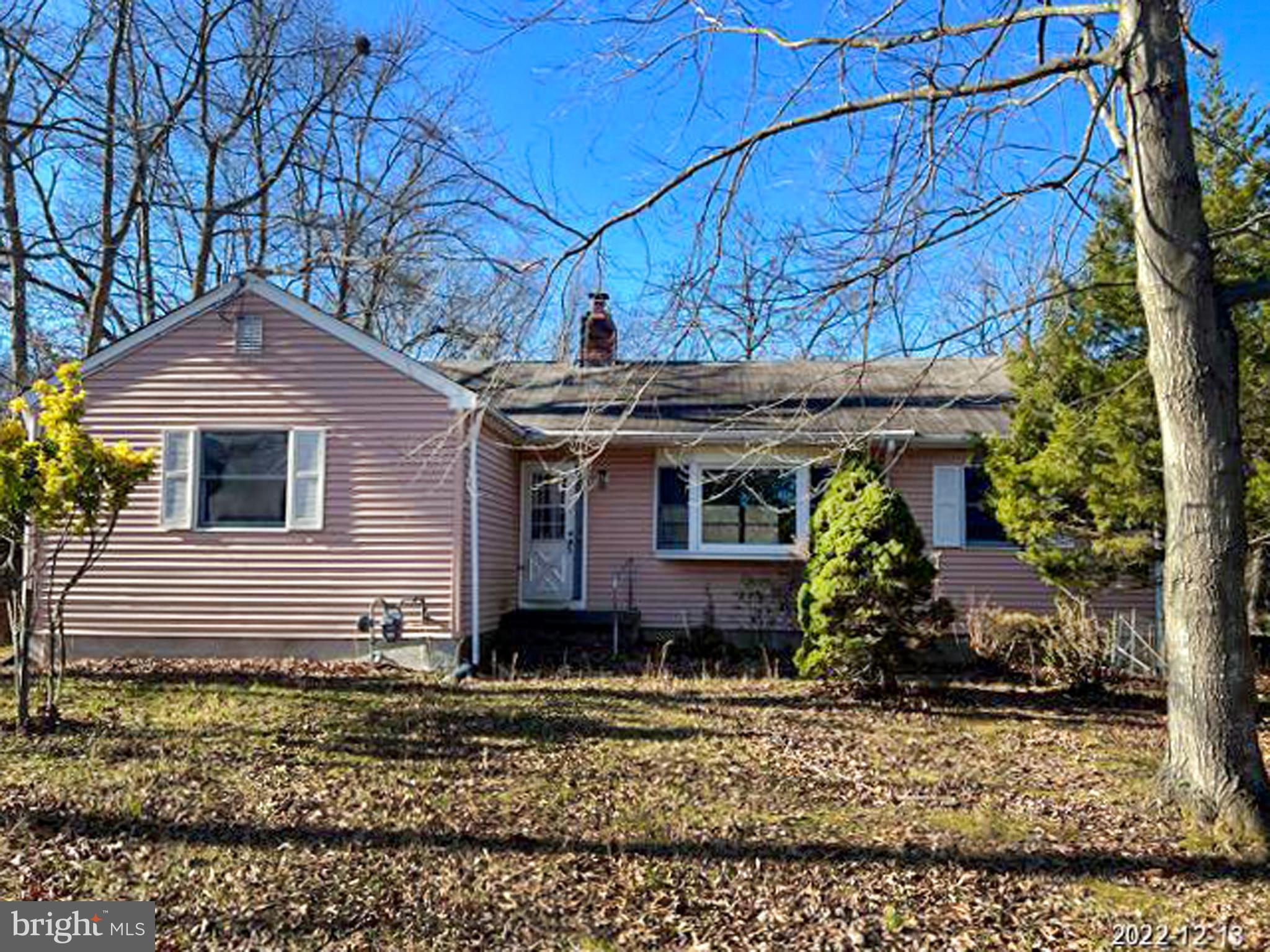 N Locust Ave, Marlton, NJ 08053