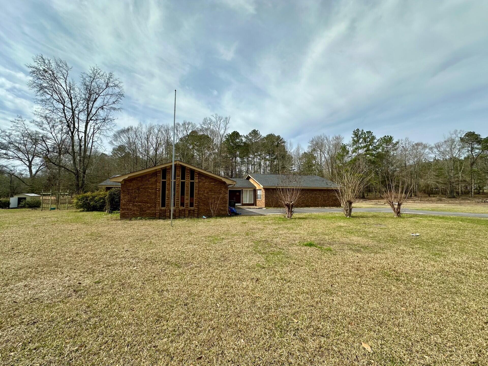 Magnolia Rd, Laurel, MS 39443