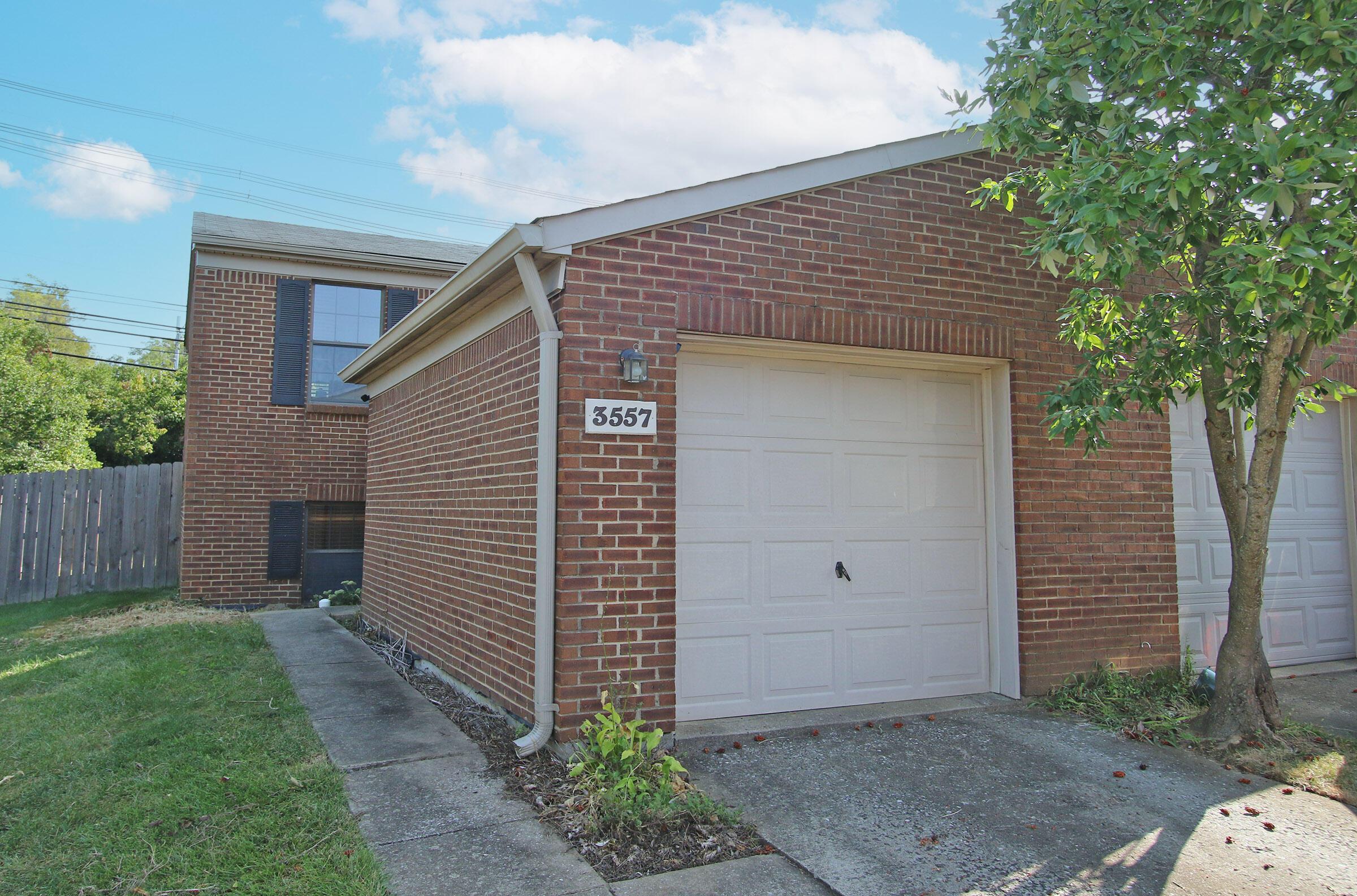 Squires Woods Way, Lexington, KY 40515