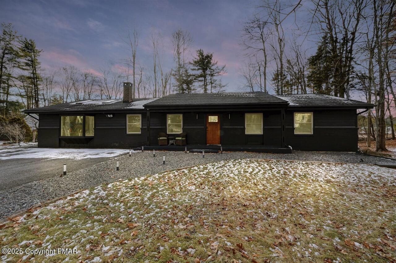 Elm Dr, Blakeslee, PA 18610