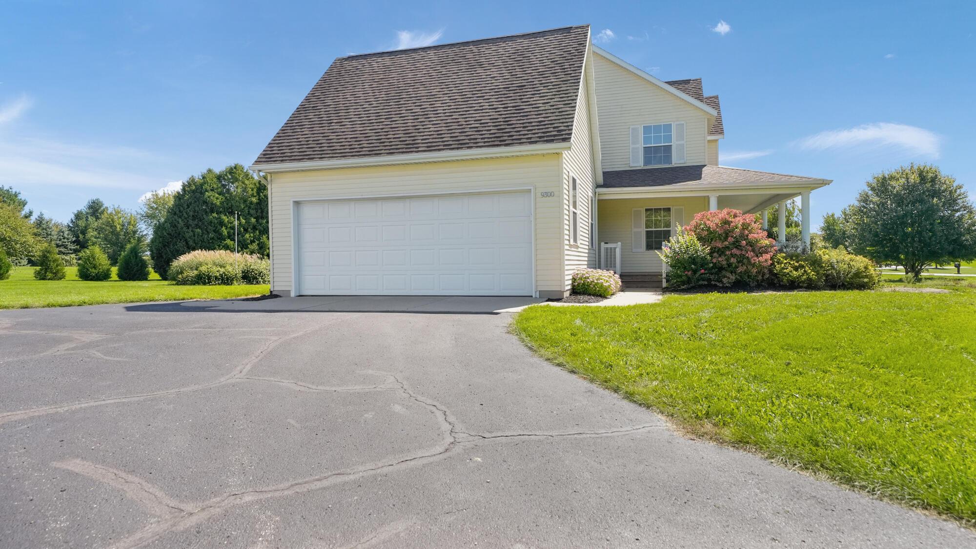 Byks Ln Se, Caledonia, MI 49316