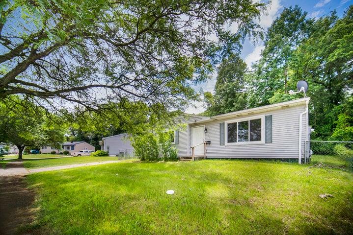 Sycamore St, Albion, MI 49224