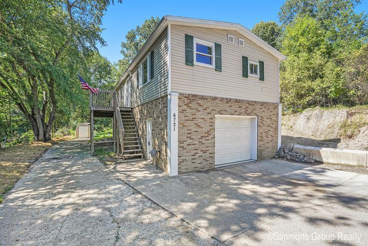 Lessiter Rd Ne, Belding, MI 48809